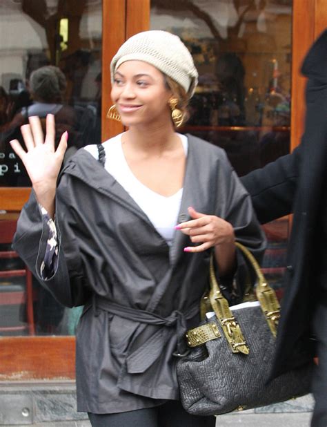 beyonce louis vuitton bag